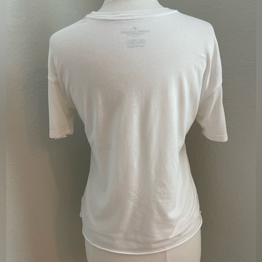 AMERICAN EAGLE ‘heyyy’ Tee - Picture 5 of 7